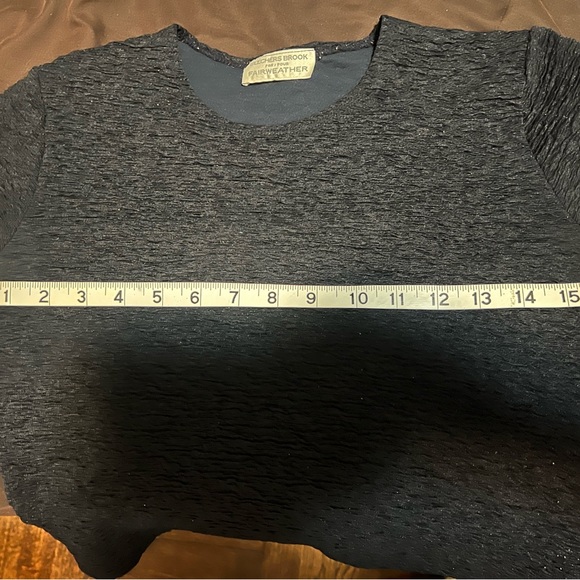 Textured top - Picture 3 of 3